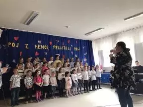 Spomladanski pevski nastop pevskega zbora Črički