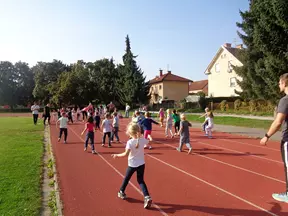 Vzvraten tek