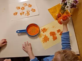 Buča lahko tudi poskakuje ... tako, poglej!