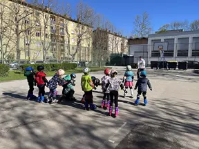 Učenje pravilnega ravnotežnega položaja telesa med rolanjem