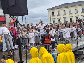 Plesni nastop ob dnevu Rudolfa Maistra