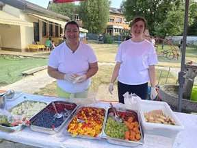 Sadno-zelenjavna grajska pojedina