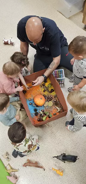 dan med najmlajšimi